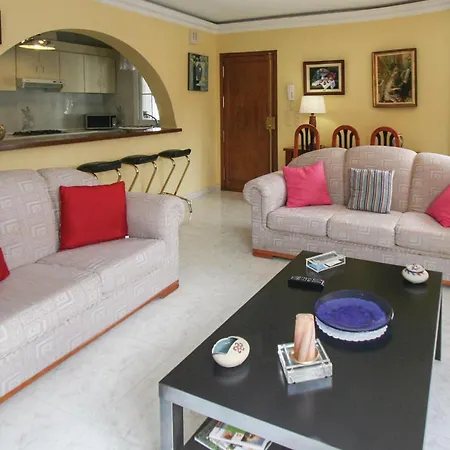 3 Bedroom Gorgeous In Σπίτι διακοπών San Miguel De Salinas